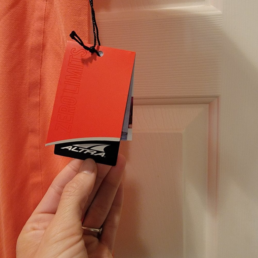 Altra Running Tee - Picture 5 of 7